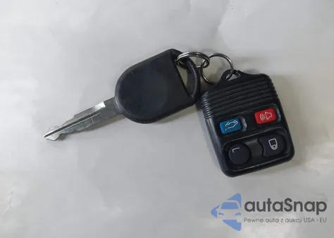 2004 Ford Expedition Nbx/Xlt z USA, uszkodzony, nr VIN 1FMPU16L34LB58858